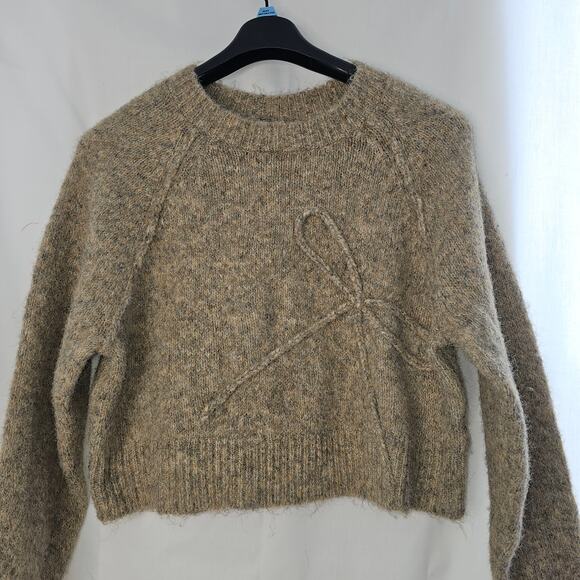 American Eagle Women's Cozy Bow Sweater Size Large - Picture 5 of 9